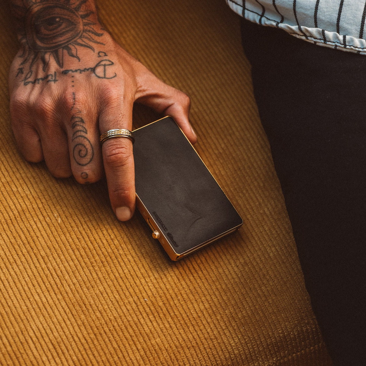 Double Oak Essentials Mod Wallet – Pop-Up Card Holder & Optional Attachments